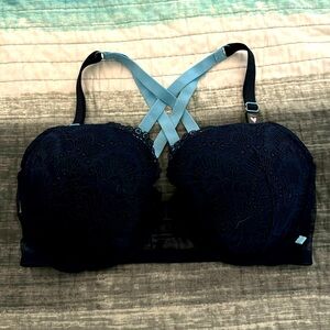 NWT cross strap front close lightly lined Demi bra 36DD